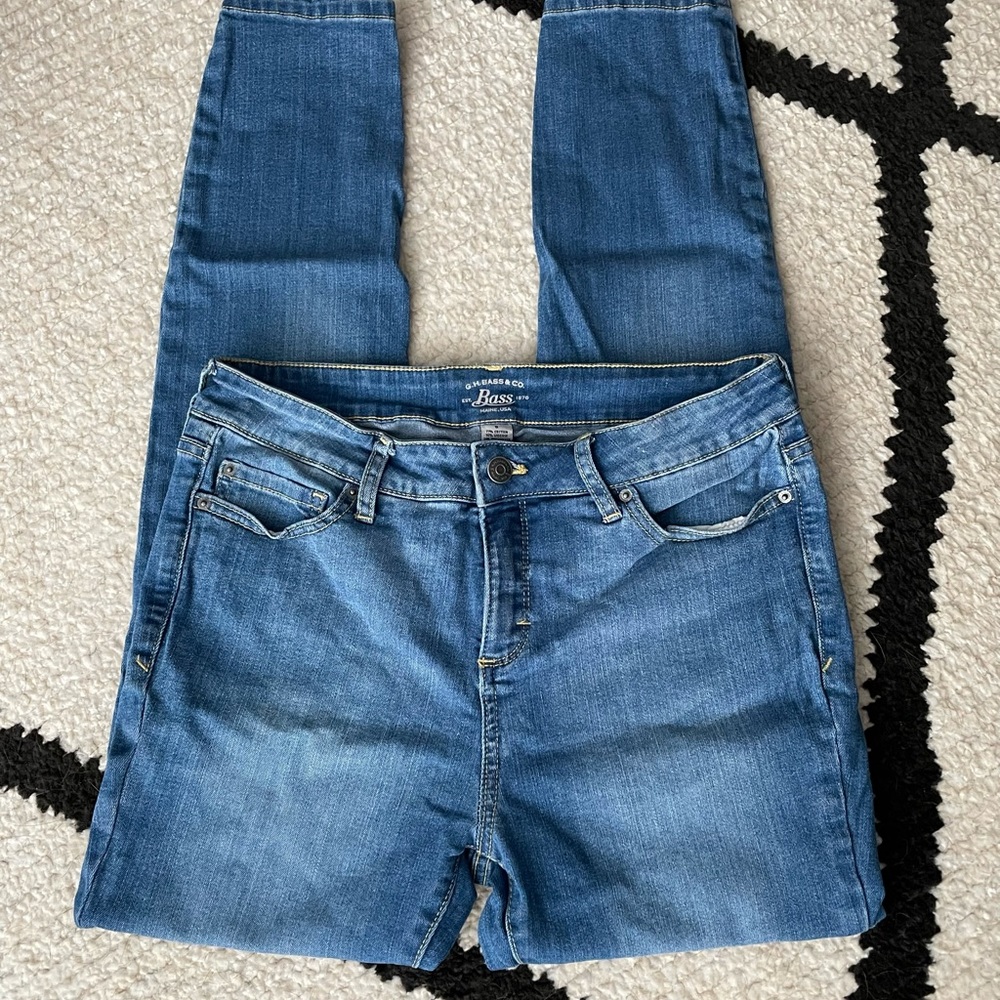 Size 8 Bass skinny jeans. Never worn